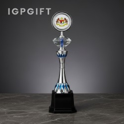 ถ้วยรางวัลสีเงิน
