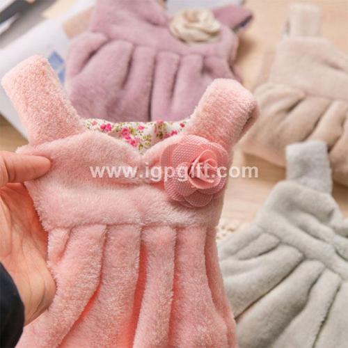 Dress shape thicken coral fleece hand towel