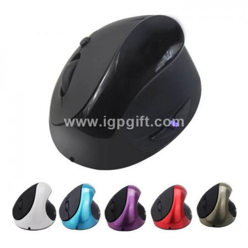 Vertical handheld wireless mouse